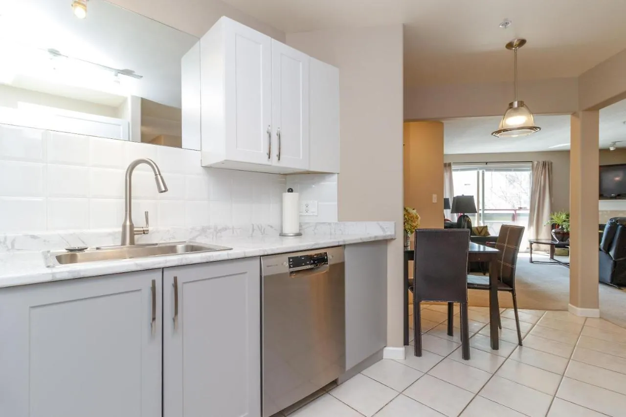 Apartment Harbour And Empress Hotel Views, 5 Min Walk To Old Town Victoria