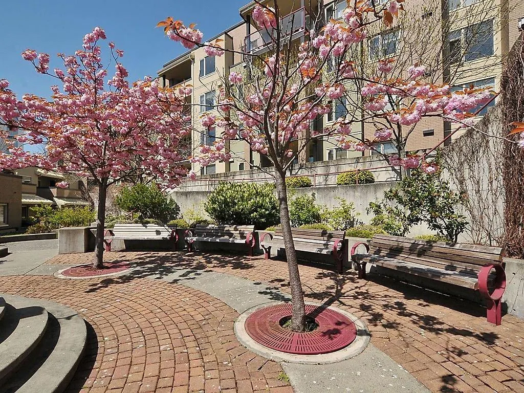 Apartment Harbour And Empress Hotel Views, 5 Min Walk To Old Town Victoria